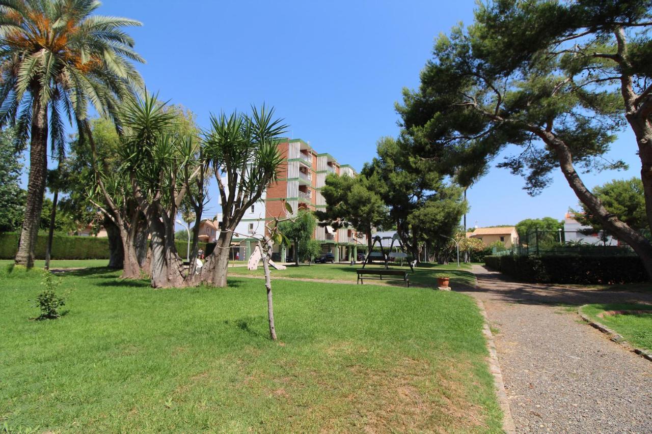 Global Properties, Apartamento Con Terraza Y Piscina A Un Paso De La Playa Canet d'En Berenguer Luaran gambar