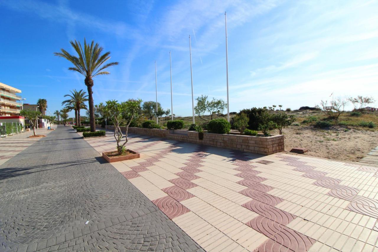Global Properties, Apartamento Con Terraza Y Piscina A Un Paso De La Playa Canet d'En Berenguer Luaran gambar