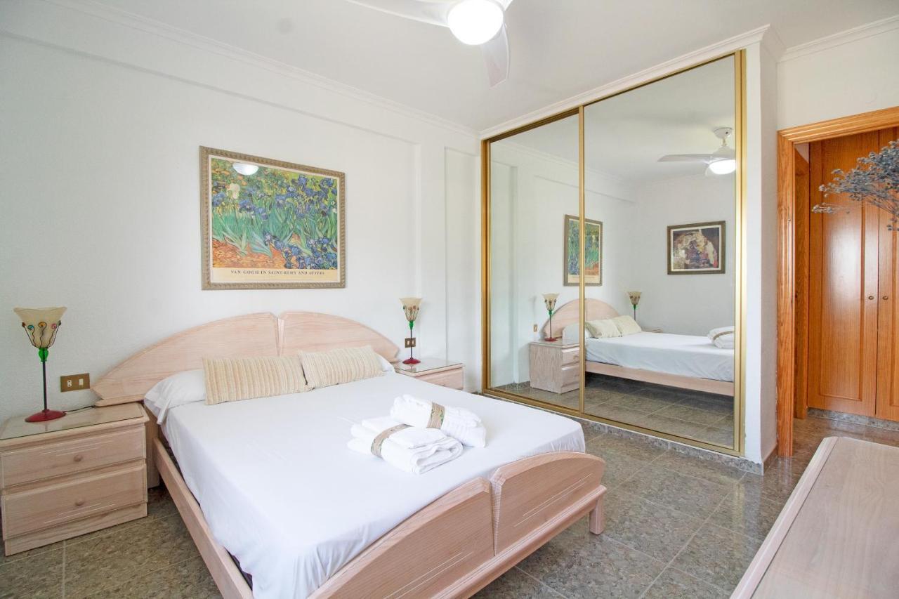 Global Properties, Apartamento Con Terraza Y Piscina A Un Paso De La Playa Canet d'En Berenguer Luaran gambar